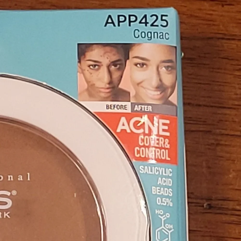 Kiss New York Cover + Care Cream Foundation APP425 COGNAC Acne Salicylic Acid